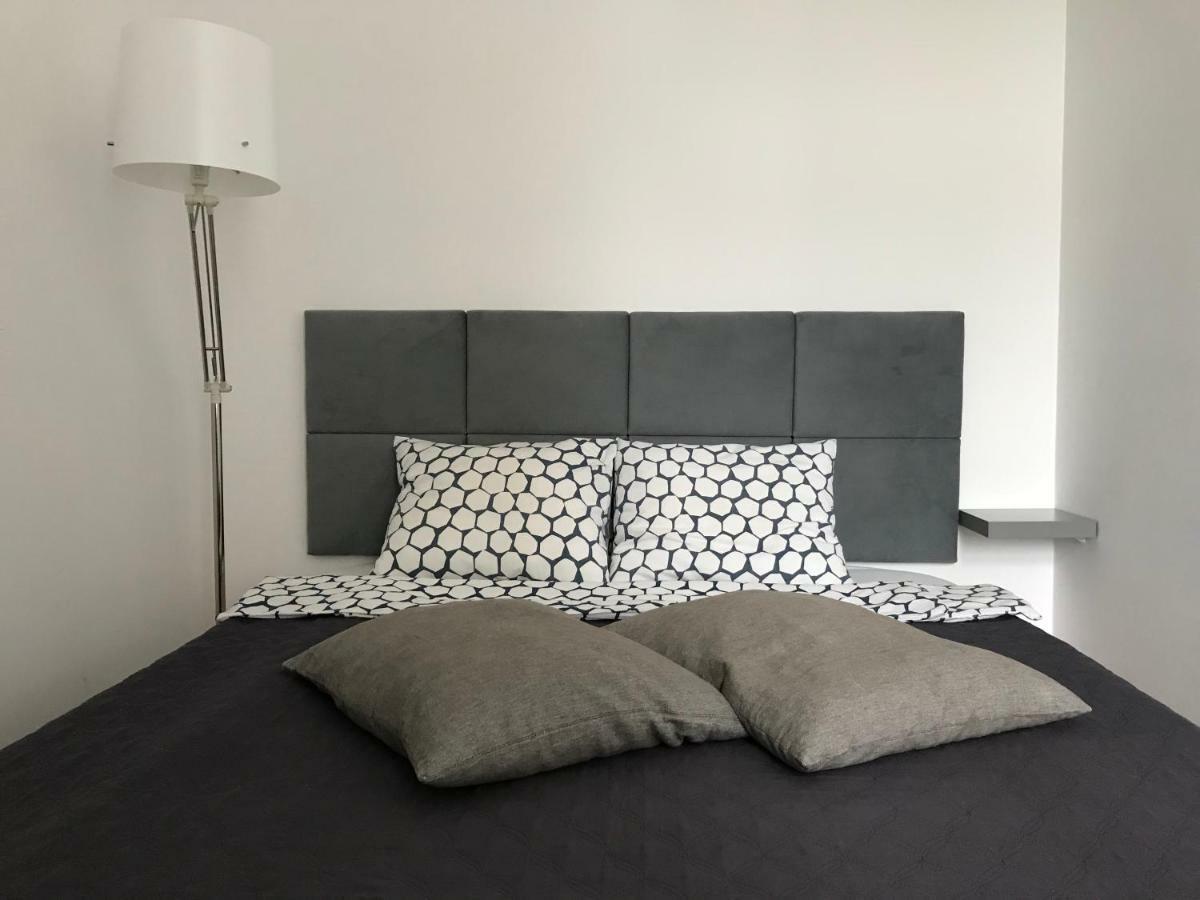 Poznan Rents - Apartamenty Stare Miasto Parking Gratis ภายนอก รูปภาพ