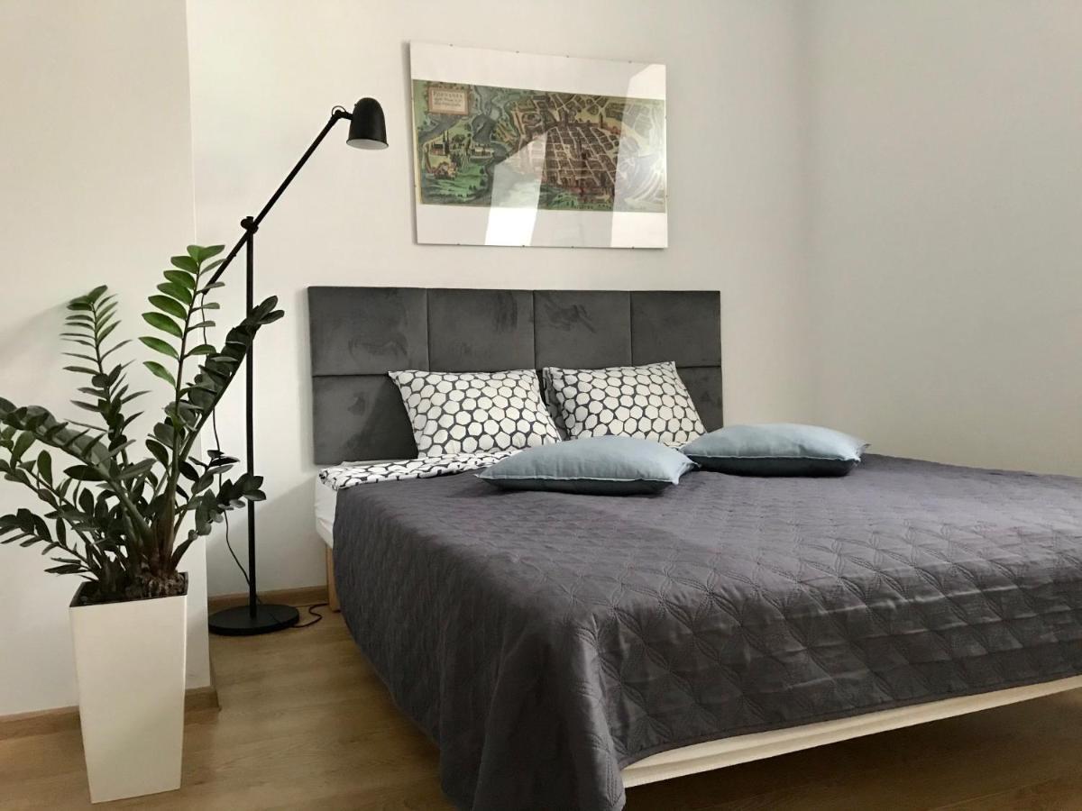 Poznan Rents - Apartamenty Stare Miasto Parking Gratis ภายนอก รูปภาพ